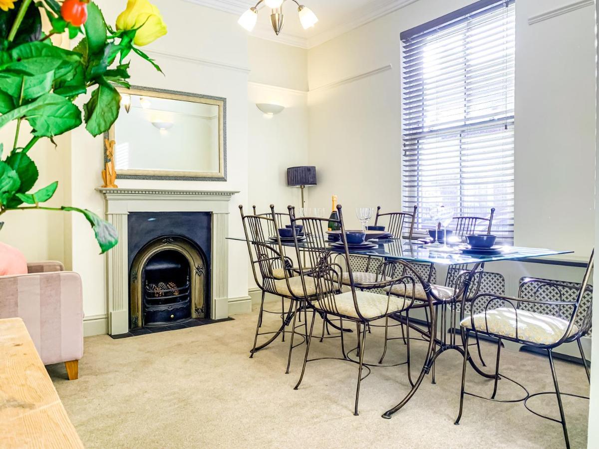 The Vines - Stunning Period Home With Free Parking York Exterior foto