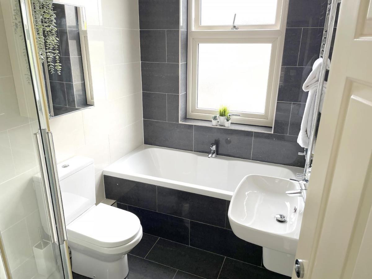 The Vines - Stunning Period Home With Free Parking York Exterior foto