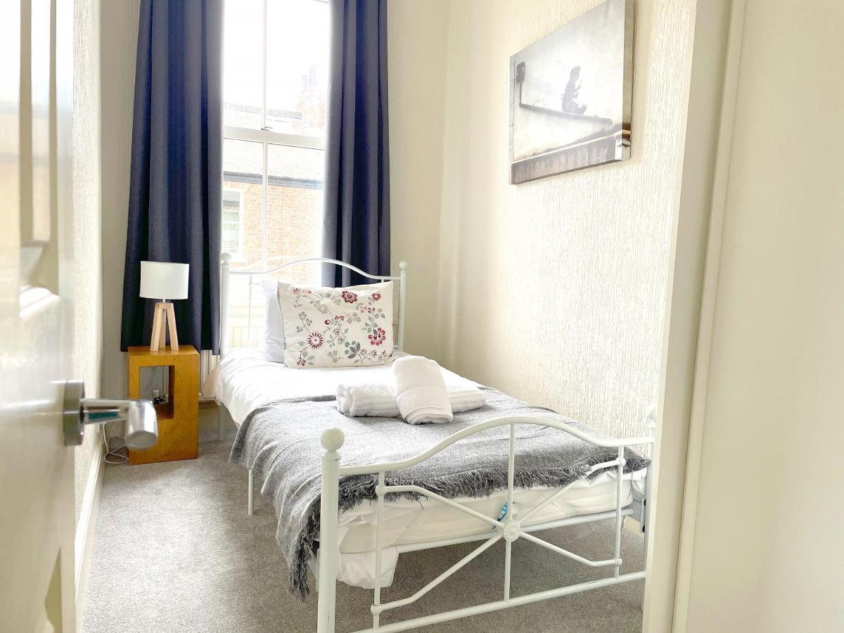 The Vines - Stunning Period Home With Free Parking York Exterior foto